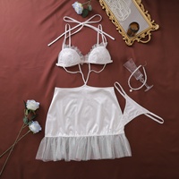 Deeplove Robe Babydoll Femme en Satin Blanc à Col Halter et Découpes, avec Ourlet à Volants et String, Lingerie 2 Pièces, Vente en Gros OEM