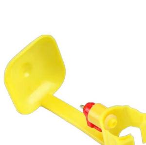 Nuovo Abbeveratoio Automatico in Plastica per Polli, Tazza Gocciolante con Beccuccio per Pollame e Quaglie - Product Image 6