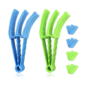 Juego de <span class=keywords><strong>limpiador</strong></span> de persianas con herramienta de plástico lavable extraíble y 2 fundas de microfibra para persianas venecianas - Product Image 1