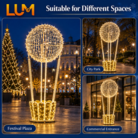 Sculpture lumineuse festive, ballon à air chaud de 450 cm de haut, sculpture lumineuse avec structure en aluminium pour motif de Noël