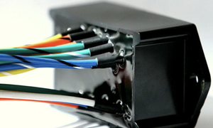 Adhesivo de Poliuretano de Dos Componentes Elaplus <span class=keywords><strong>PUR</strong></span> 1672 AB, Ecológico, para el Encapsulado de Componentes de Comunicación - Product Image 4