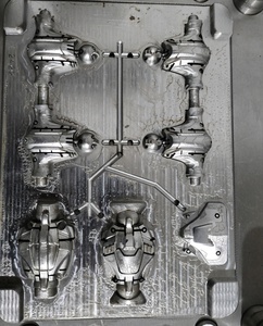 Shantou modèle de danse robot en acier film héros peut chanter moule d'injection de robot de danse électrique - Product Image 5