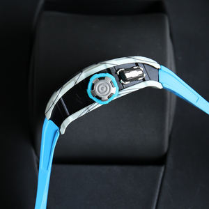 นาฬิกากลไกโครโนกราฟลายโครงกระดูกอัตโนมัติสำหรับผู้ชายตัวเรือนสแตนเลสกระจกคริสตัลแซฟไฟร์ทำจากเหล็กที่มีความแม่นยำ - Product Image 4