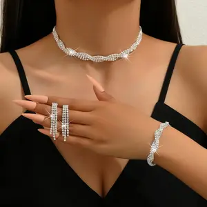 Chain Wedding Party Accessories Three-piece Women's Fashion Jewelry Claw Chain Bright Full Of Diamond Party Bracelet Necklace Earrings