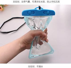 Bolsa de teléfono móvil anticaída impermeable de PVC transparente universal con color y tamaño personalizados y embalaje - Product Image 2