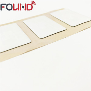 Étiquette d'accès NFC ultra-fine et flexible anti-métal avec 13,56 MHz, étanche et résistante aux intempéries pour le contrôle d'accès des entreprises - Product Image 1