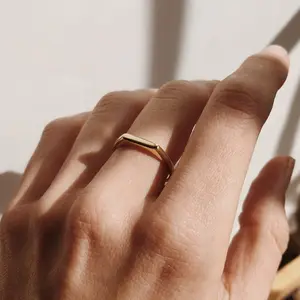 ขายส่ง คู่แหวน hypoallergenic-Centi แหวนสเตนเลสแบบมินิมอลสำหรับคนรัก,แหวนชุบทอง18K ไม่ระคายเคืองผิวไม่หมอง