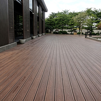 Planche de terrasse en composite WPC recyclé à grain de bois massif, écologique, pour projets de maison de plage et de jardin