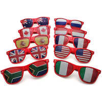 MADESHINE 2026 Coupe du Monde de Football États-Unis-Mexique-Canada – Décoration de Fête pour Supporters – Plastique Durable pour Extérieur – Personnalisable – Vente en Gros