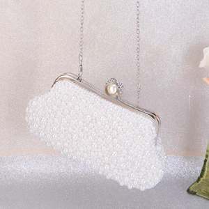 Bolsos de Noche con Forma de Corazón y Pedrería para Mujer, Bolso de Mano de Cristal Dorado para Fiesta de Graduación - Product Image 1