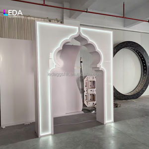 Panneau de toile de fond de mariage élégant en acrylique LEDA, personnalisé avec lumière blanche pour la décoration de scène de cérémonie et de toile de fond photo de mariage - Product Image 6