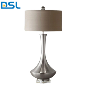 Hot bán trang trí nội thất kim loại sang trọng thường vụ bảng đèn vàng hiện đại LED bảng đèn cho khách sạn nhà hàng nghiên cứu bàn - Product Image 4