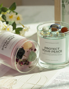 Aromatherapie-Kerzen mit Trockenblumen und Kristallsteinen, Handgefertigte Rauchfreie Duftkerzen, Hochwertige Dekorationsartikel im Großhandel - Product Image 5