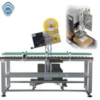 Machine d'étiquetage automatique SKILT pour les étiquettes d'expédition, les codes-barres des cartons extérieurs et les coins latéraux des emballages, avec impression et étiquetage en ligne