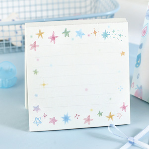 100 foglietti adesivi colorati con piccoli frammenti di illustrazioni in stile disegnato a mano e una base a forma di <span class=keywords><strong>quaderno</strong></span> per dimenticare le cose. - Product Image 3