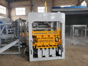 Kenya'da İyi Kalite <span class=keywords><strong>QT5</strong></span>-<span class=keywords><strong>15</strong></span> Elektrikli Beton Blok Pres Makinesi Fiyatı - Product Image 5