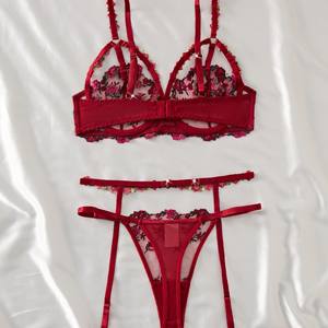 Hoge Kwaliteit Vrouwen Sexy Lingerie Geborduurd Bloem Ondergoed Set Kant Mesh Met Stalen Ring Lingerie 3 Stuks Set - Product Image 3