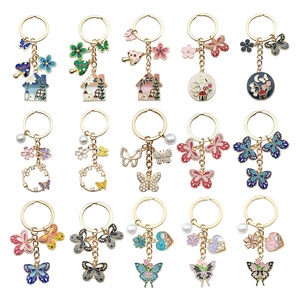 Set di Portachiavi in Lega con Farfalle Colorate e Fiori Vintage, Ciondoli Metallici per Borse, Ideali per Coppie e Amici - Product Image 1