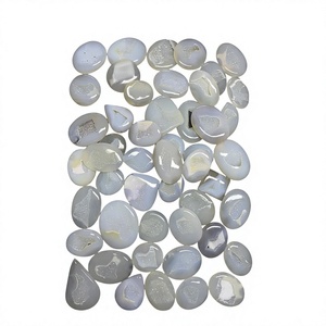 Venta al por mayor de gemas FAIJAN, calidad AAA+, cuarzo natural blanco con efecto drusa, cabujón suelto, gemas de cuarzo de todas las formas para la fabricación de joyería curativa. - Product Image 1