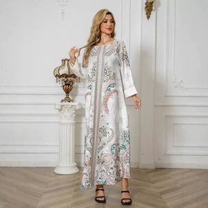 Magnifique Abaya Arabe Modeste et Respirante en Polyester Anti-Statique à Imprimé Floral, Robe de Mariage Perlée de Diamants, Style Musulman de Dubaï Islamique - Product Image 2
