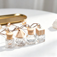 Mini flacon diffuseur de parfum en verre transparent de 8 ml, formes multiples, pour voiture, avec bouchon en bois, mignon et pratique