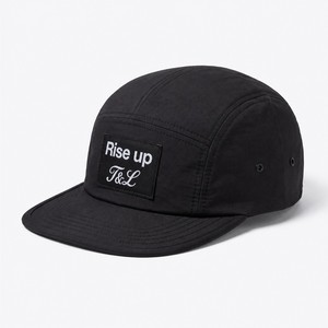 Casquette de sport 5 panneaux 100 % polyester avec logo personnalisé, patch en tissu respirant et imperméable - Product Image 1