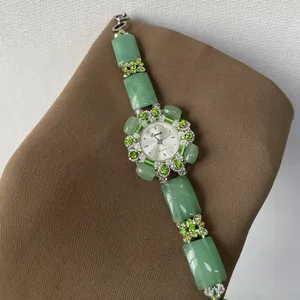 Spedizione Gratuita Orologio da Donna al Quarzo con Gemma Verde Girasole, Cinturino in Lega, Quadrante in Vetro, Analogico, Resistente all'Acqua 2026 ZS01 - Product Image 6
