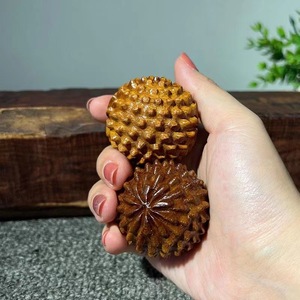 Vendita calda in legno naturale pera in legno intagliato pallina da massaggio per meditazione palline di salute cinese - Product Image 4