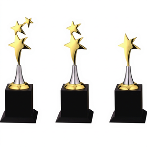 Trofeo metálico de alta calidad con una construcción robusta. Premio metálico duradero con un acabado brillante y base estable. - Product Image 1