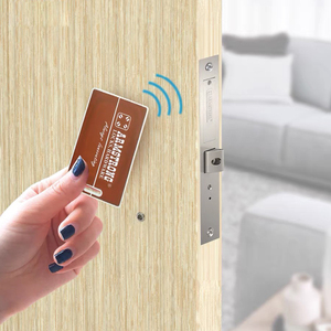 Cerradura de Puerta Biométrica Inteligente con Huella Dactilar Integrada, Cilindro Cuádruple Oculto, Lector de Tarjetas IC, Electrónica Minimalista y Discreta - Product Image 1