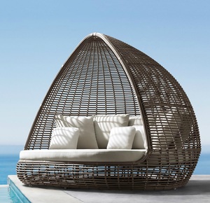 บ้านลานชายหาดวัสดุหวายหนา Pyamidal Cocoon รูปเก้าอี้กลางแจ้งหวายเดย์เบด - Product Image 1