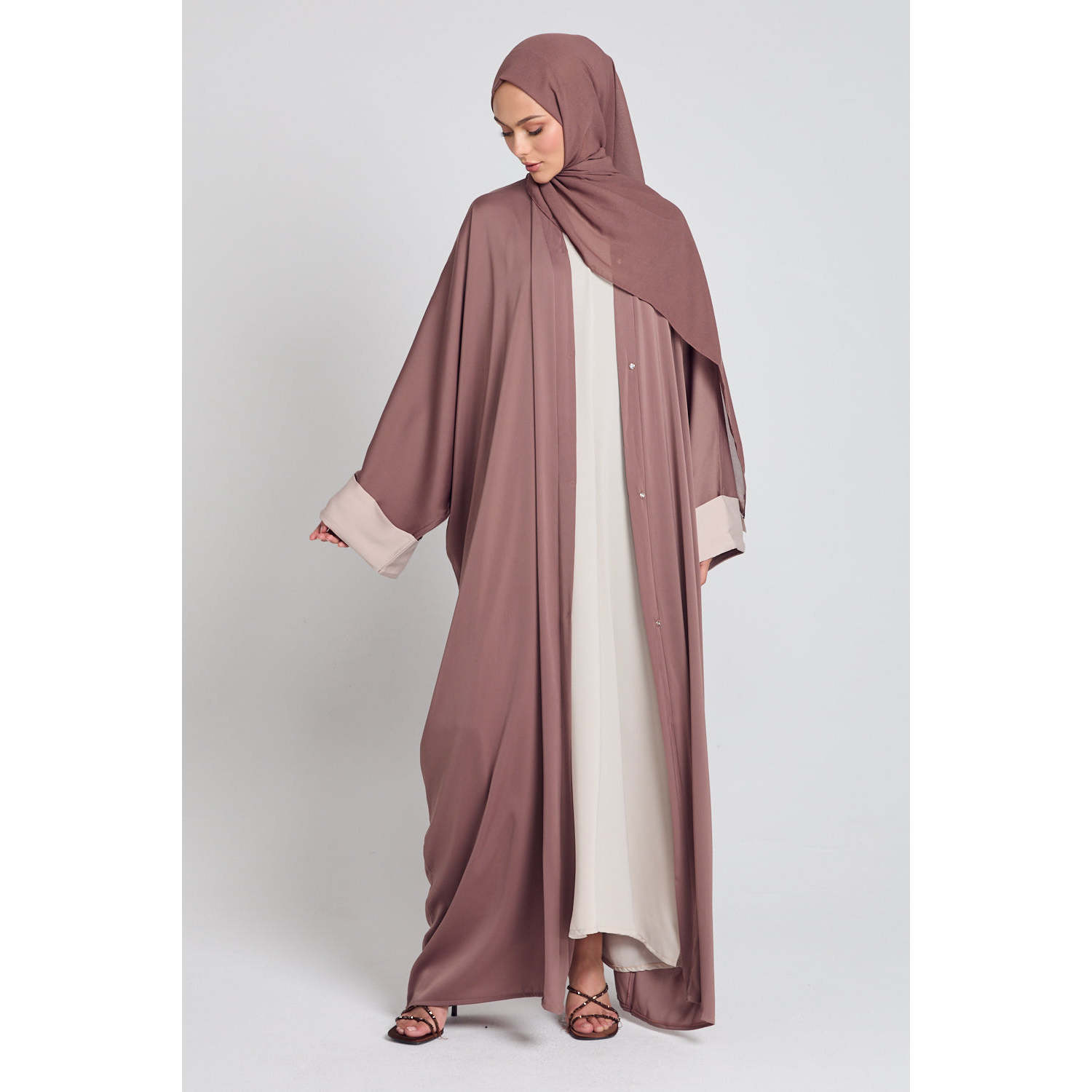 Dubai Farasha Abaya Elegant Muslim Dressing Solutions