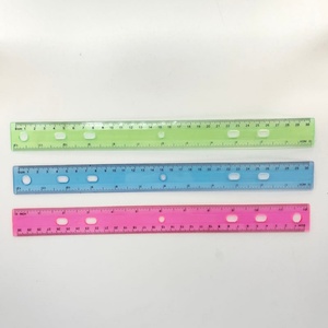 Juego de 3 Reglas de Dibujo de Plástico de 30 cm/12 Pulgadas, Color Azul, Rosa y Verde, Precio de Fábrica Original, para Estudiantes - Product Image 2