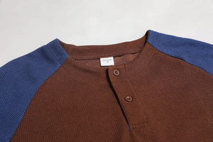 เสื้อยืดแขนแร็กแลนเข้ารูปคอตตอน100% แห้งเร็วเนื้อผ้าวาฟเฟิลแบบสปอร์ตสำหรับออกกำลังกายฟิตเนสแฟชั่น - Product Image 3