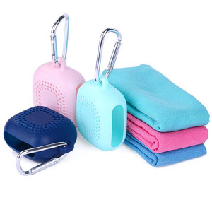 Toalla de microfibra portátil de secado rápido con funda de silicona, mini toalla deportiva comprimida para uso en exteriores - Product Image 3