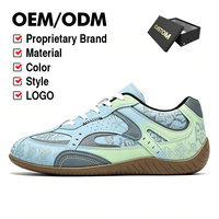 Baskets de sport rétro polyvalentes pour le quotidien, personnalisables OEM ODM, en maille imprimée et patchwork, avec semelle souple en caoutchouc, pour les consommateurs occidentaux