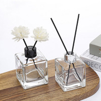 Vente en gros de flacons de parfum vides en verre transparent carrés de 50 ml, 100 ml, 150 ml, 200 ml avec bouchon à vis
