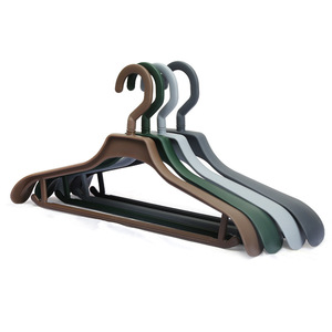 Molde de Inyección Multicavidad para Perchas de Plástico, Molde Semifijo de Material P20 para la Fabricación de Artículos de Uso Diario - Product Image 1