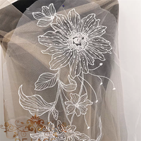 DELACE JB Délicat Floristique Brodé Dentelle Lumineux Paillettes Fleur Pièces Perlé Broderie Patch Robe De Mariée Accessoires