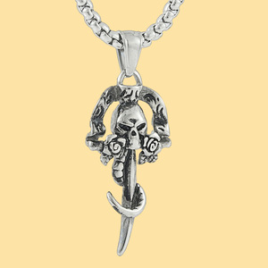Colgante de calavera de acero inoxidable con rosas y colmillos, collar de color plateado para hombre, estilo punk 122001 - Product Image 1