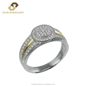 Phong cách cổ điển 9 CT vàng và Sterling Bạc giảm dần Baguette cắt Zircon Halo Nhẫn đính hôn - Product Image 4