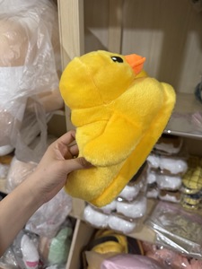 Chaussons d'hiver en peluche jaune mignons pour couple, style Hong Kong, en coton, chauds et confortables, vente en gros et dropshipping - Product Image 2