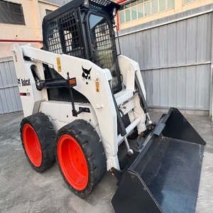 Cargadora Compacta Bobcat S550 Original, Capacidad Nominal de 894 kg, Buen Estado - Product Image 1