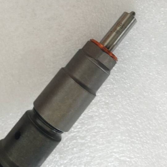 Voivo Excavator Fuel Injectors - Reliable Performance