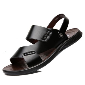 Sandales <span class=keywords><strong>en</strong></span> <span class=keywords><strong>cuir</strong></span> véritable <span class=keywords><strong>pour</strong></span> hommes <span class=keywords><strong>en</strong></span> gros, fournisseur de <span class=keywords><strong>chaussures</strong></span> de plage <span class=keywords><strong>en</strong></span> vrac, usine de <span class=keywords><strong>chaussures</strong></span> <span class=keywords><strong>pour</strong></span> hommes à double usage, claquettes d'été d'extérieur - Product Image 5