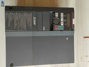 ไดรฟ์ปรับความถี่ FR-F840-00250-2-60 VFD AC ไดรฟ์ควบคุมความเร็วมอเตอร์ 3 เฟส ตัวแปลงความถี่ปรับได้ - Product Image 1