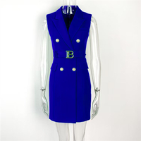Nouvelle Robe Gilet Sans Manches Rouge Vif Ceinturée Coupe Ajustée Polyvalente et Élégante pour Femme avec Revers – Collection 2025