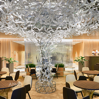 Lustre architectural personnalisé ANNO pour les espaces intérieurs de complexes hôteliers de luxe