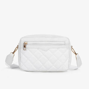 I-0939 vente en gros Hnadbags à la mode étanche femmes grande capacité sac à bandoulière petite taille dames sac - Product Image 4