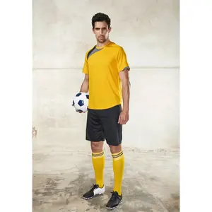 T-shirts de football, articles de sport personnalisés - Product Image 1